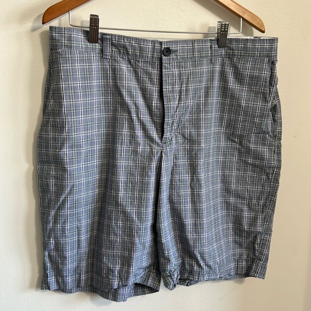 Banana republic plaid shorts 36